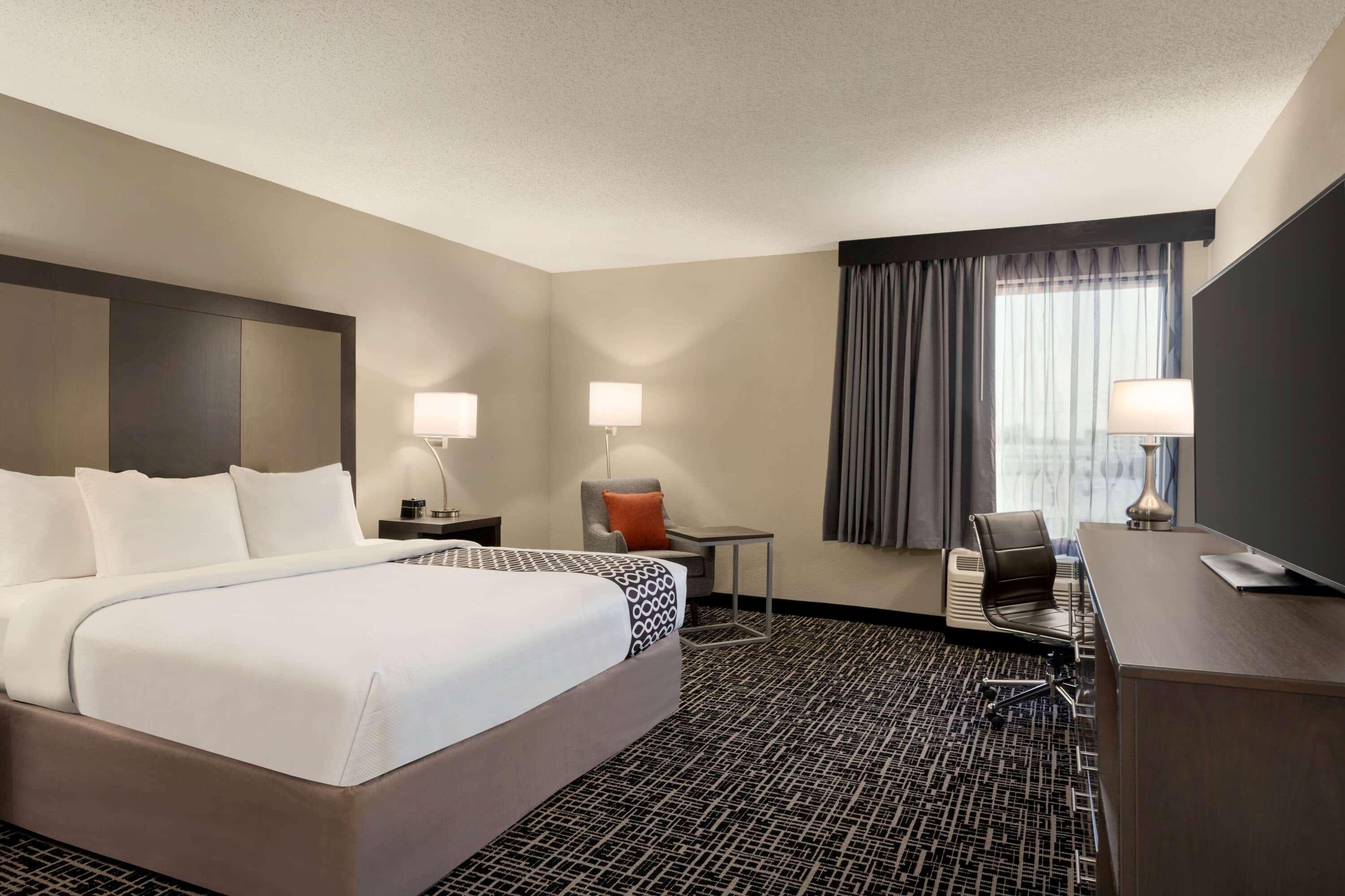 La Quinta Inn & Suites By Wyndham St Louis Route 66 Windsor Springs Buitenkant foto